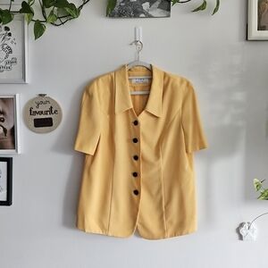 Vintage Fink Fine Dresses Yellow Short Sleeve Blazer with Black Buttons